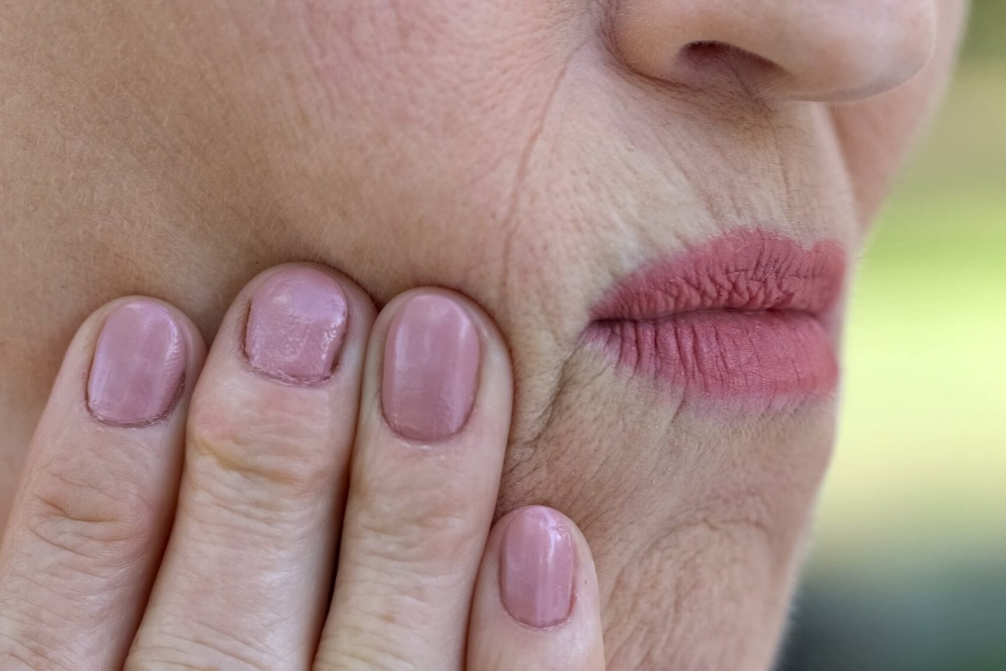 Critical Dental Implant Red Flags You Can't Afford to Disregard
